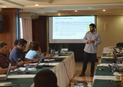 Josué Rodríguez, especialista en SIG, durante el taller.