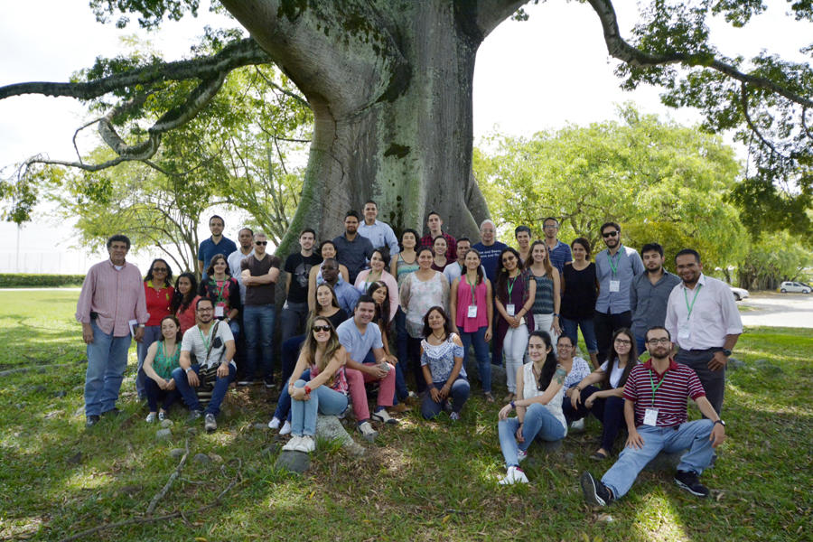 Intercambio de conocimientos claves para la biodiversidad en el primer taller de código de barras de ADN en el CIAT