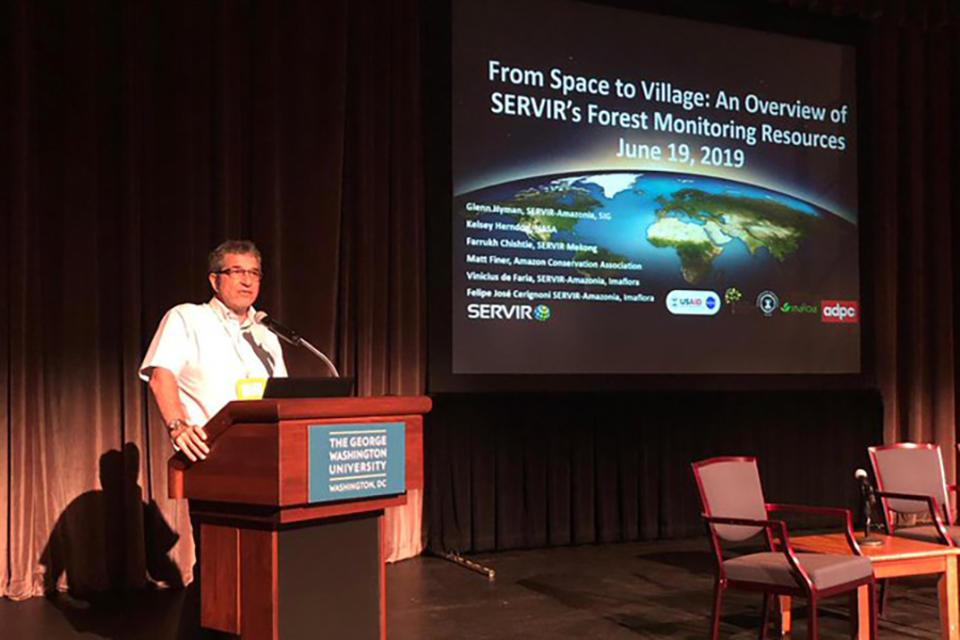 SERVIR experts on ecosystem management and land-use change attend 2019 GFW Summit