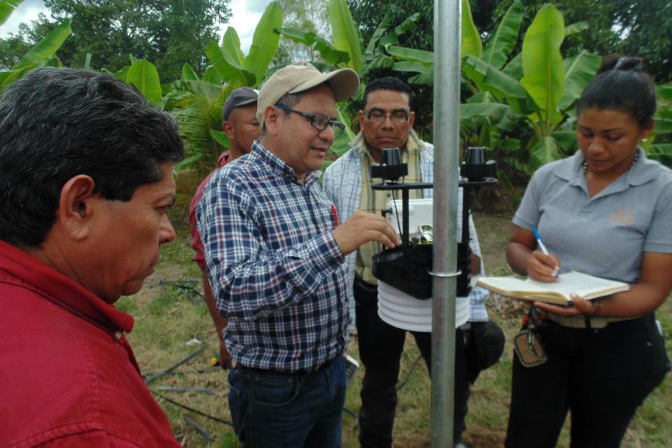 Monitoreo agroclimático participativo para rescatar la producción agrícola del Corredor Seco centroamericano